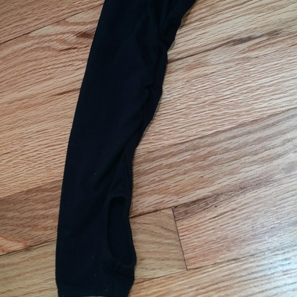 • GymShark Cropped Long Sleeve Shirt • - Picture 6 of 7